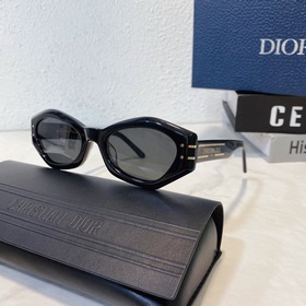 DIOR Diorsignafure B1U 尺寸：55口21-145