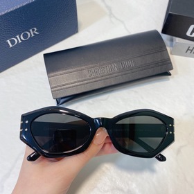 DIOR Diorsignafure B1U 尺寸：55口21-145