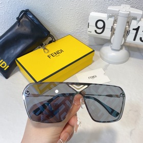 FENDI  型號：FF0559S  尺寸：146口1-140