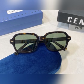 gucci  型號：GG0072S 尺寸：52口21-145