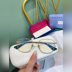 gucciG0885/S 尺寸：51-19-145 素顔平光鏡  可配近視