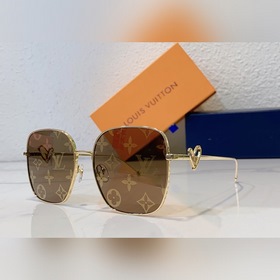 LOUIS VUITTON  型號：Z1880U  尺寸：60口17-145