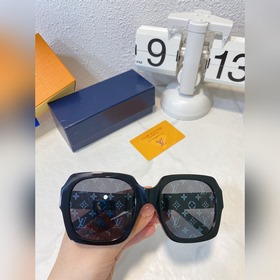LOUIS VUITTON 時尚走秀款  型號：Z1530E  尺寸：55 21