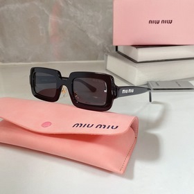 MIU MIU  型號：OMU09XS 尺寸：46口26-145