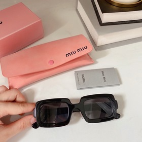 MIU MIU  型號：OMU09XS 尺寸：46口26-145
