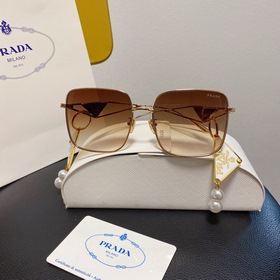 飾品分享|素顔神器 prada眼鏡prada三角設計SPR30Y  尺寸： 5