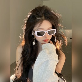 PRADA*SPR14Y 搭配今年新款珍珠耳環 優秀極了 側邊PRADA金屬三