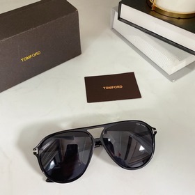 TOM FORD FT0909 尺寸：62口12-140