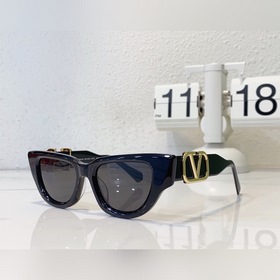 VALENTINO* VLA-103B  尺寸：50-18-145