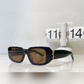 SAINT LAURENT   型號：M96/F  尺寸：65-13-145